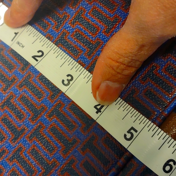 Tory Burch Large RARE Geo Print With Stripe Tote EUC - Picture 14 of 16